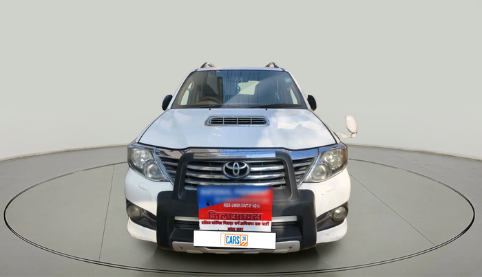 2014 Toyota Fortuner 3.0 4X4 MT, Diesel, Manual, 3,29,982 km, exterior