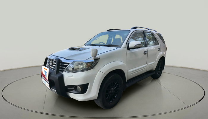 2014 Toyota Fortuner 3.0 4X4 MT, Diesel, Manual, 3,29,982 km, exterior