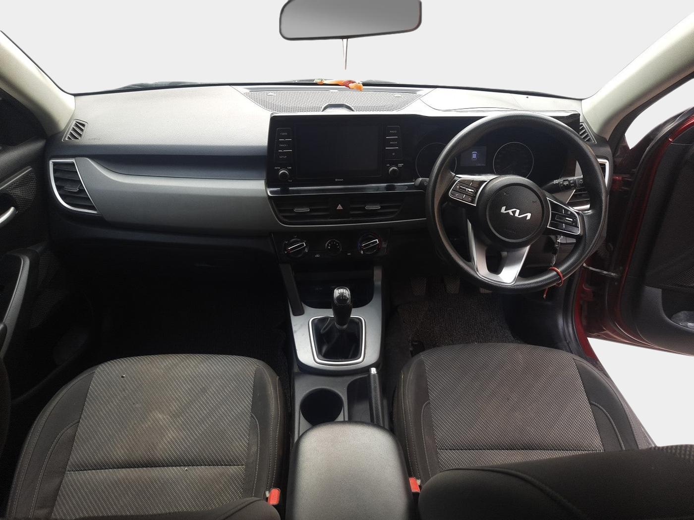 2022 KIA SELTOS HTK 1.5 DIESEL, Diesel, Manual, 1,15,012 km, interior