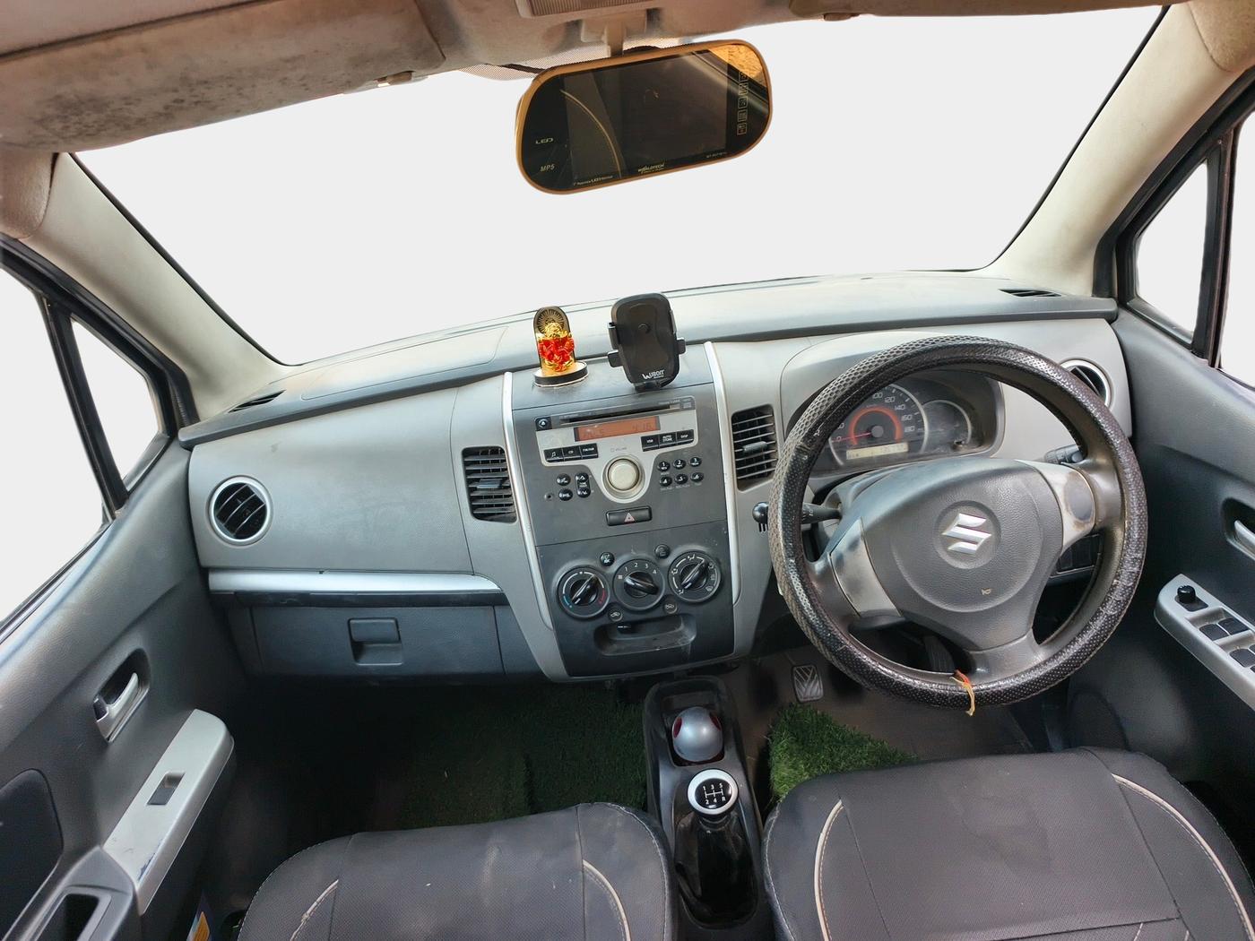 2010 Maruti Wagon R 1.0 VXI, Petrol, Manual, 1,35,772 km, interior