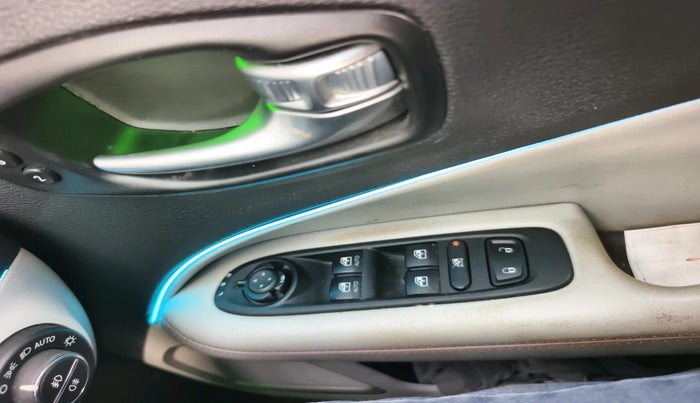 2020 Jeep Compass LIMITED PLUS DIESEL, Diesel, Manual, 141 km, interior