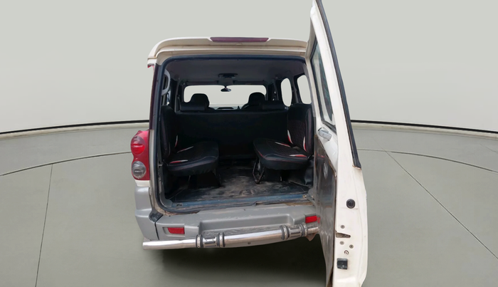 2011 Mahindra Scorpio LX, Diesel, Manual, 2,57,913 km, exterior