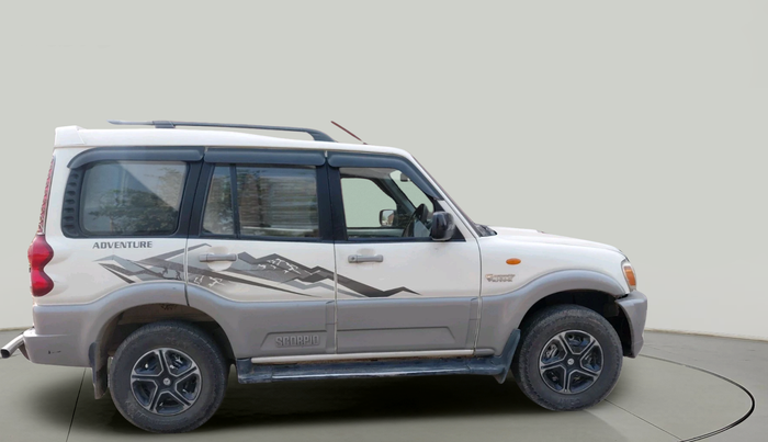 2011 Mahindra Scorpio LX, Diesel, Manual, 2,57,913 km, exterior