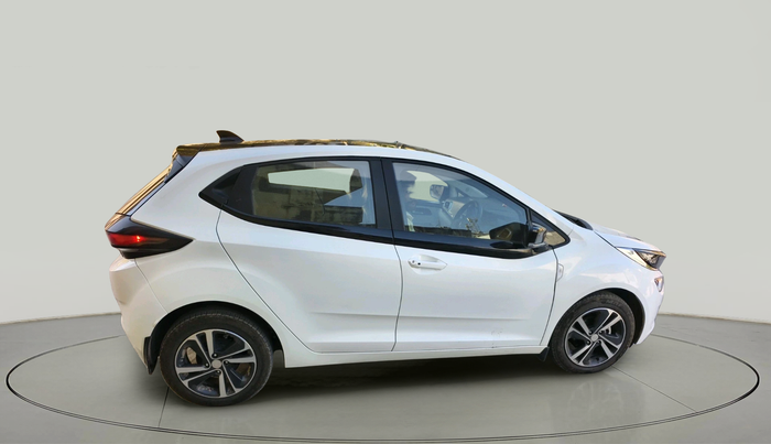 2024 Tata ALTROZ XZ PLUS SUNROOF CNG, Petrol, Manual, 4,933 km, exterior