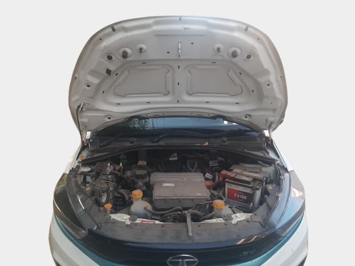 2023 Tata TIAGO EV XT LONG RANGE, Electric, Automatic, 75,201 km, exterior