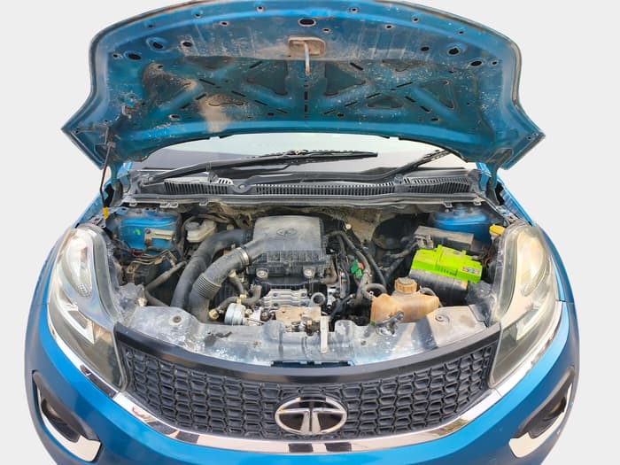 2018 Tata NEXON XM PETROL, Petrol, Manual, 1,75,810 km, exterior