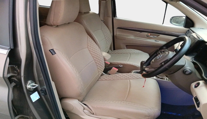 2022 Maruti Ertiga ZXi (O), Petrol, Manual, 8,173 km, interior