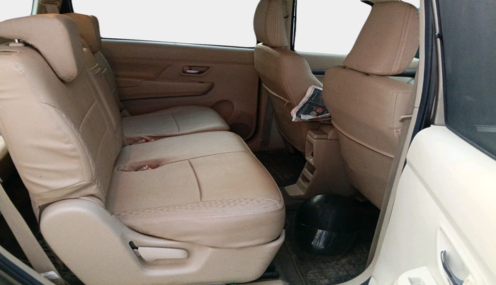 2022 Maruti Ertiga ZXi (O), Petrol, Manual, 8,173 km, interior