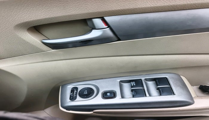 2011 Honda City 1.5L I-VTEC V MT, Petrol, Manual, 82,000 km, interior