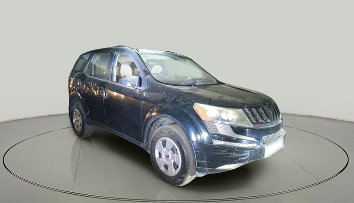 2015 Mahindra XUV500 W6, Diesel, Manual, 1,64,373 km, exterior