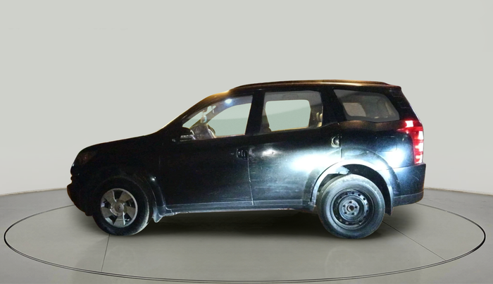 2015 Mahindra XUV500 W6, Diesel, Manual, 1,64,373 km, exterior