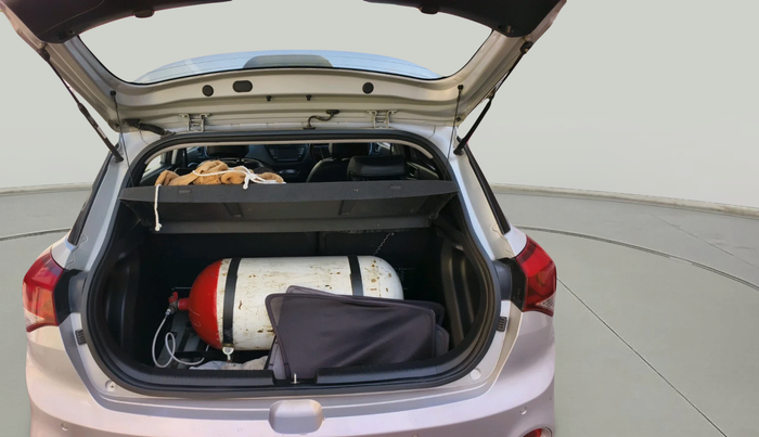 2016 Hyundai i20 Active 1.2 SX, CNG, Manual, 79,044 km, exterior