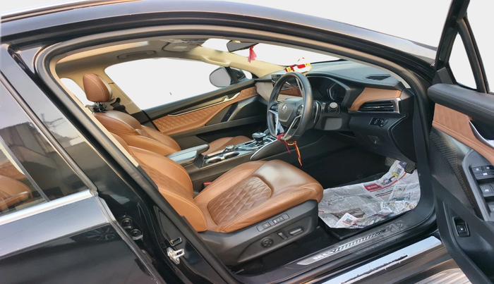 2023 MG GLOSTER SAVVY 6 STR 2.0 TWIN TURBO 4WD, Diesel, Automatic, 21,026 km, interior