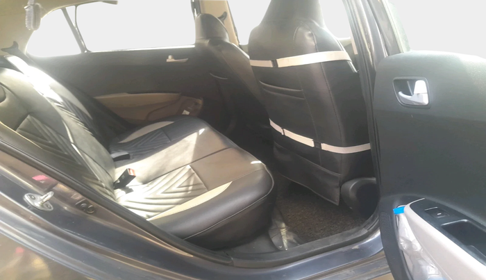 2017 Hyundai Grand i10 SPORTZ (O) 1.2 U2 CRDI, Diesel, Manual, 1,62,112 km, interior