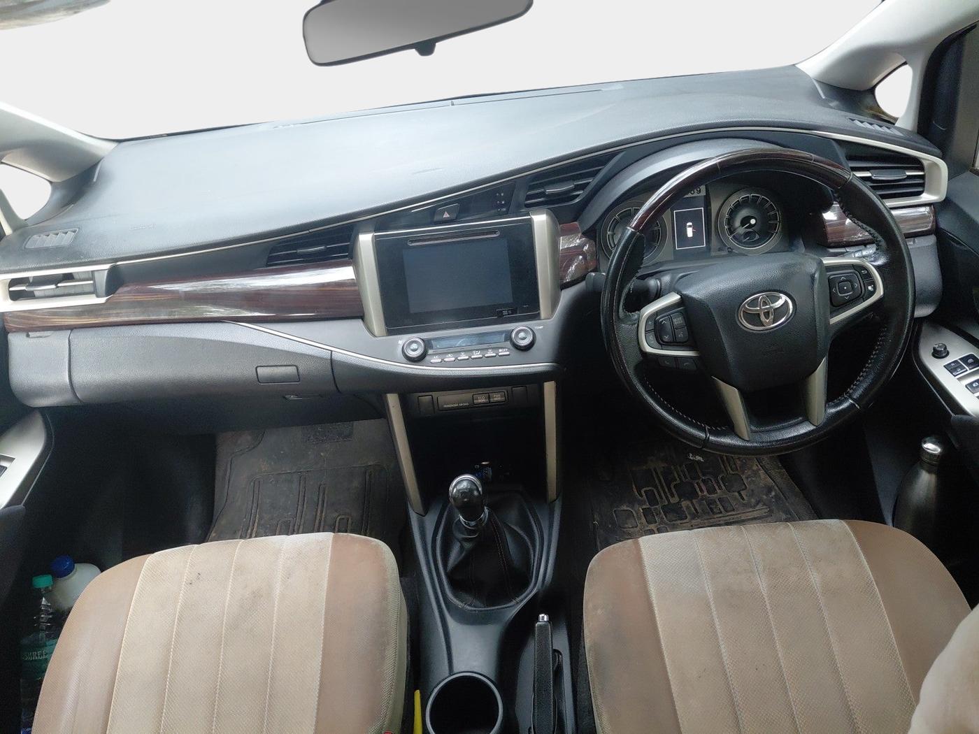 2018 Toyota Innova Crysta 2.4 VX 8 STR, Diesel, Manual, 95,583 km, interior