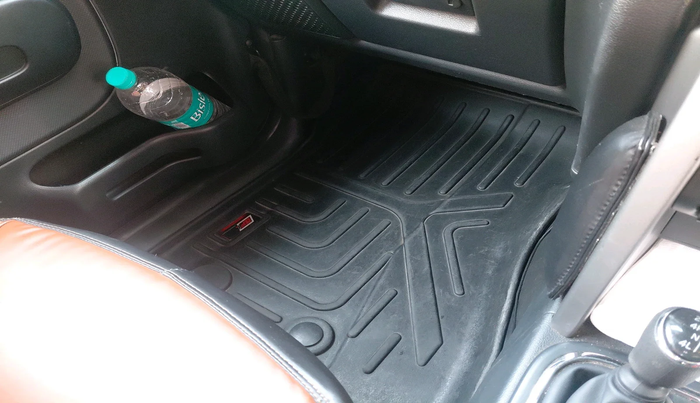 2023 Mahindra Thar LX D AT 4WD HT, Diesel, Automatic, 40,622 km, interior