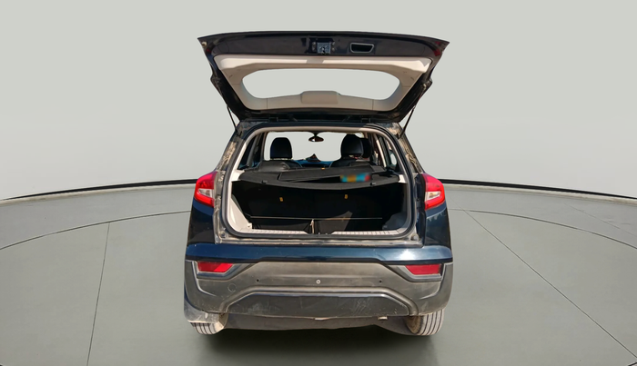 2022 Mahindra XUV300 W6 1.5 Sunroof Diesel, Diesel, Manual, 85,351 km, exterior