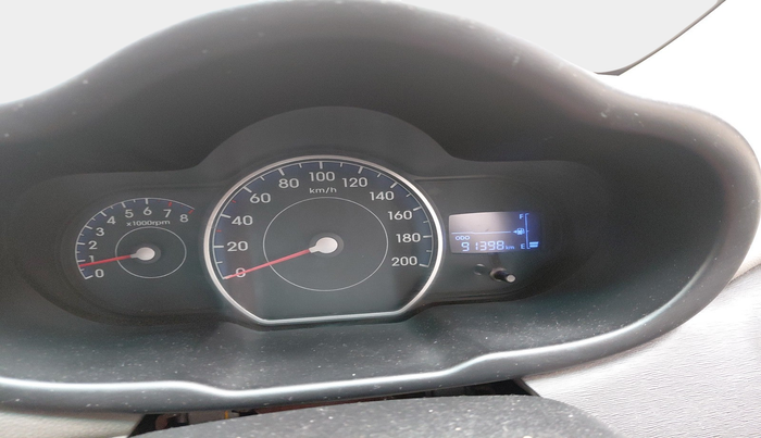 2011 Hyundai i10 MAGNA 1.2, Petrol, Manual, 91,398 km, interior
