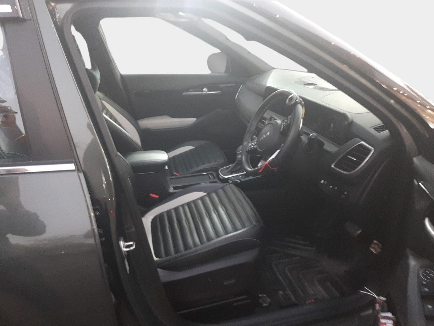 2023 KIA SELTOS GTX PLUS 1.5 DIESEL AT, Diesel, Automatic, 12,974 km, interior