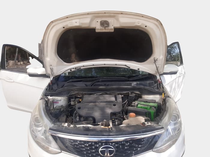 2016 Tata Zest XT 90PS DIESEL, Diesel, Manual, 1,01,387 km, exterior