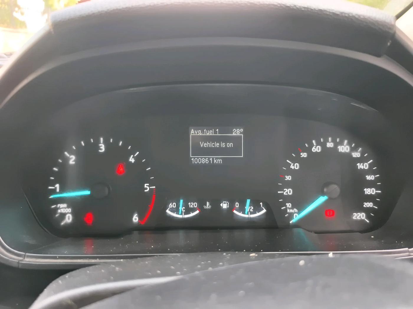 2019 Ford Ecosport TITANIUM 1.5L SIGNATURE EDITION (SUNROOF) DIESEL, Diesel, Manual, 1,01,800 km, interior