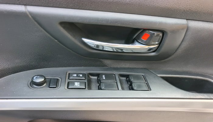2016 Maruti S Cross ZETA 1.3, Diesel, Manual, 91,124 km, interior