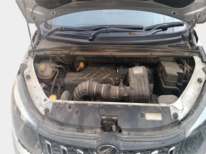 2019 Mahindra MARAZZO M6 8 STR, Diesel, Manual, 60,000 km, exterior