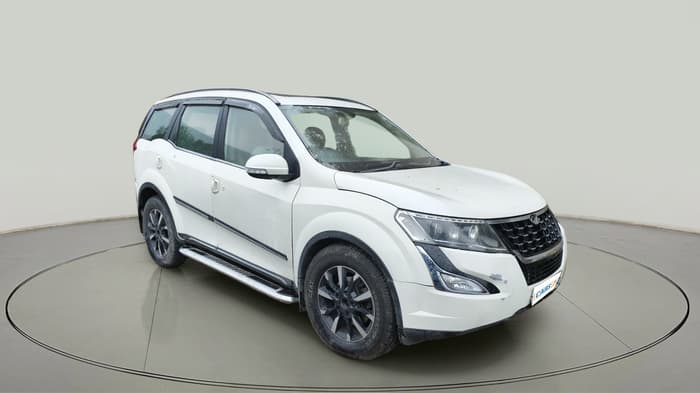 2018 Mahindra XUV500 W11, Diesel, Manual, 1,14,500 km, exterior