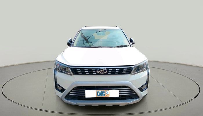 2022 Mahindra XUV300 W8 1.5 DIESEL, Diesel, Manual, 57,555 km, exterior