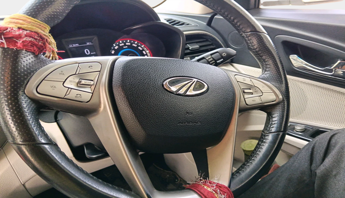 2022 Mahindra XUV300 W8 1.5 DIESEL, Diesel, Manual, 57,555 km, interior