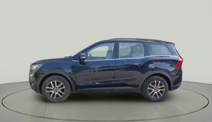 2021 Mahindra XUV700 AX 7 P AT 7 STR, Petrol, Automatic, 26,285 km, exterior