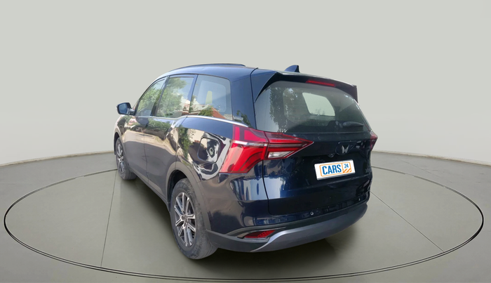 2021 Mahindra XUV700 AX 7 P AT 7 STR, Petrol, Automatic, 26,285 km, exterior