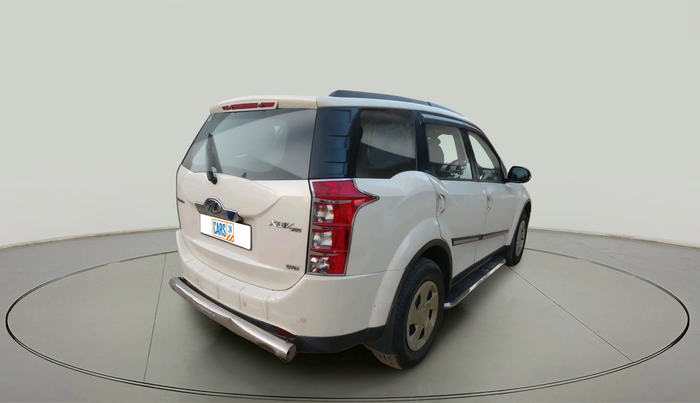 2015 Mahindra XUV500 W6, Diesel, Manual, 1,87,052 km, exterior