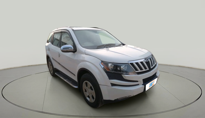 2015 Mahindra XUV500 W6, Diesel, Manual, 1,87,052 km, exterior