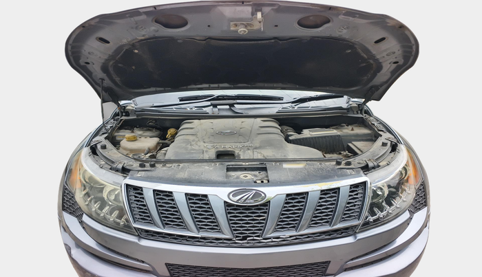 2013 Mahindra XUV500 W8, Diesel, Manual, 1,14,826 km, exterior