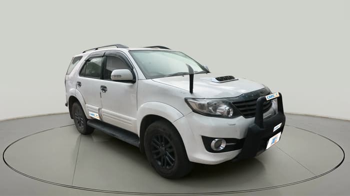 2015 Toyota Fortuner 3.0 4X4 MT, Diesel, Manual, 2,95,000 km, exterior