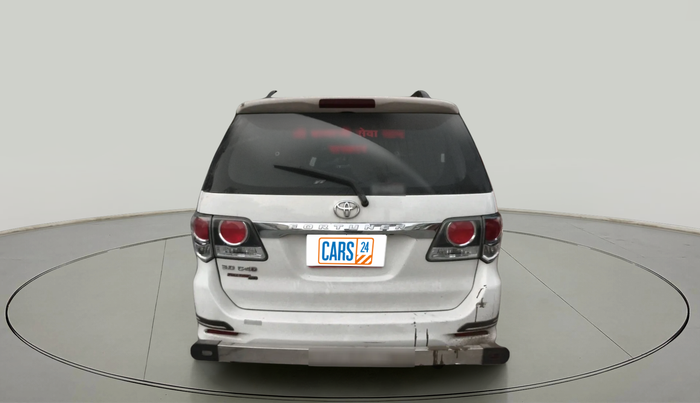 2015 Toyota Fortuner 3.0 4X4 MT, Diesel, Manual, 2,85,775 km, exterior