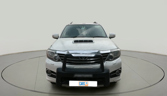 2015 Toyota Fortuner 3.0 4X4 MT, Diesel, Manual, 2,85,775 km, exterior