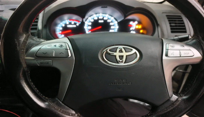 2015 Toyota Fortuner 3.0 4X4 MT, Diesel, Manual, 2,85,775 km, interior