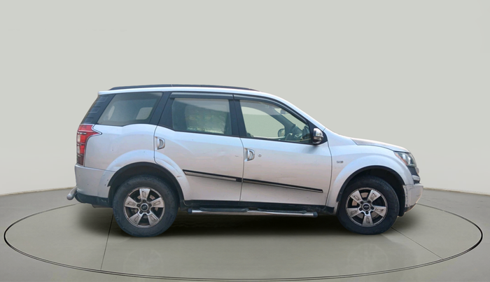 2013 Mahindra XUV500 W8, Diesel, Manual, 1,52,567 km, exterior