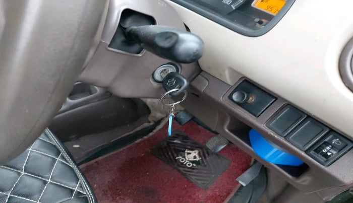 2010 Maruti Zen Estilo LXI, Petrol, Manual, 95,790 km, interior