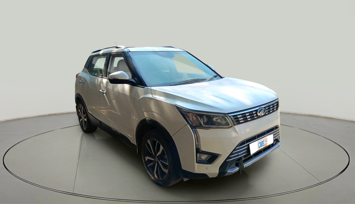 2019 Mahindra XUV300 W8 (O) 1.5 DIESEL, Diesel, Manual, 1,65,752 km, exterior
