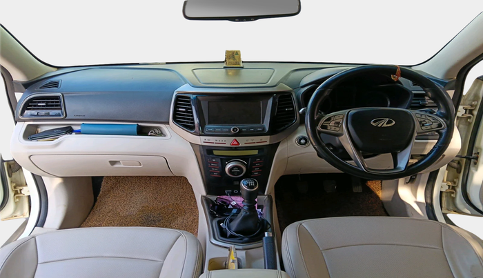 2019 Mahindra XUV300 W8 (O) 1.5 DIESEL, Diesel, Manual, 1,65,752 km, interior