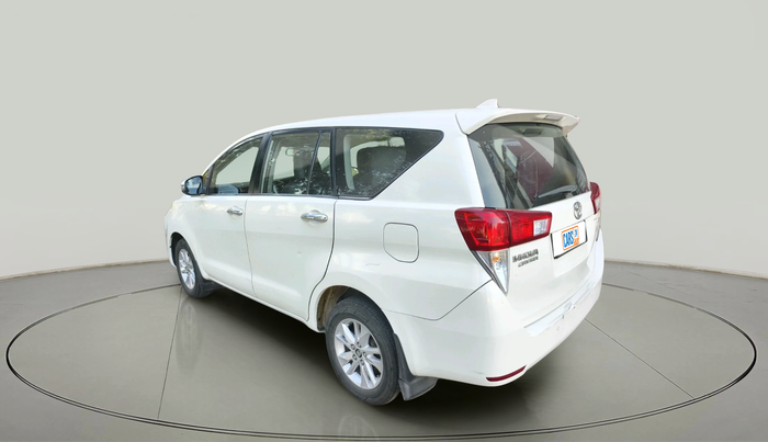 2018 Toyota Innova Crysta 2.4 VX 8 STR, Diesel, Manual, 3,04,245 km, exterior