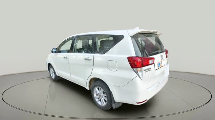 2018 Toyota Innova Crysta 2.4 VX 8 STR, Diesel, Manual, 3,04,245 km, exterior