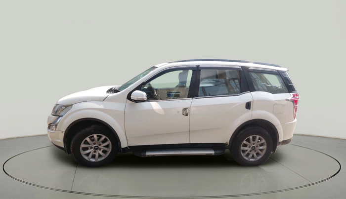 2016 Mahindra XUV500 W10, Diesel, Manual, 91,222 km, exterior