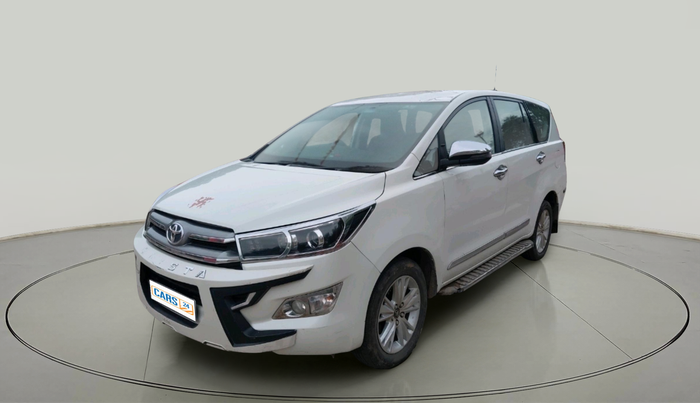 2017 Toyota Innova Crysta 2.4 ZX 7 STR, Diesel, Manual, 1,55,918 km, exterior
