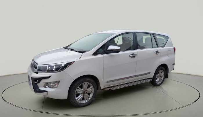 2017 Toyota Innova Crysta 2.4 ZX 7 STR, Diesel, Manual, 1,55,918 km, exterior