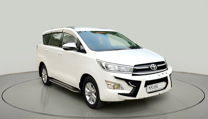 2017 Toyota Innova Crysta 2.4 ZX 7 STR, Diesel, Manual, 1,55,918 km, exterior