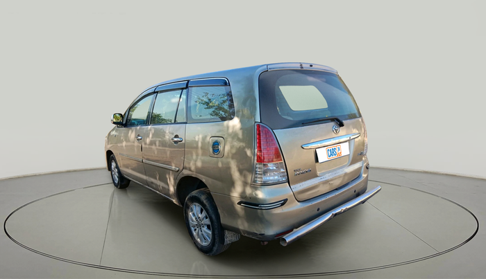 2011 Toyota Innova V 2.5 8 STR, Diesel, Manual, 4,08,941 km, exterior